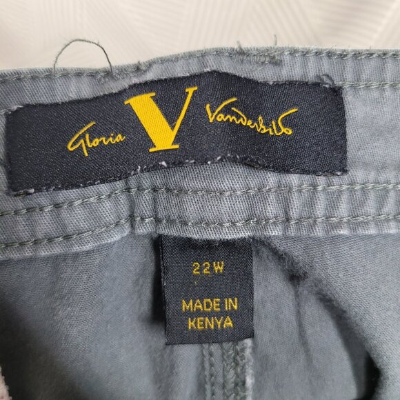 Gloria Vanderbilt Chino Crop Pants Plus Size 22W 22 Capris Grey Gray Womens - Picture 4 of 5